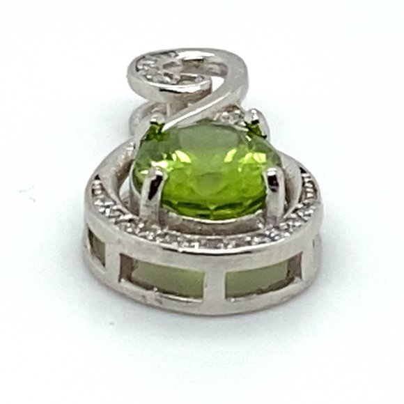 Peridot 1.65ct White Gold Finish Solid 925 Sterling Silver Pendant - Picture 5 of 7